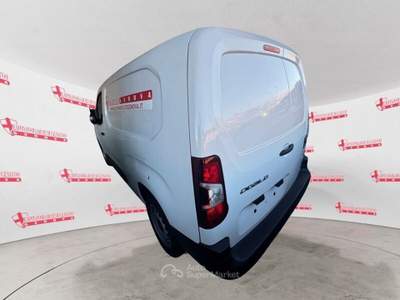 Fiat Doblò Doblò 1.5 BlueHdi 100CV PL-TN Van Bianco usata Genova