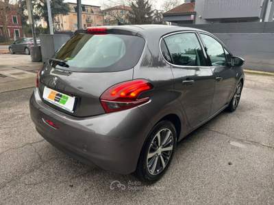 Peugeot 208 Pochi km! 1.6 BlueHDi 100 5 porte Allure Grigio usata VENEZIA