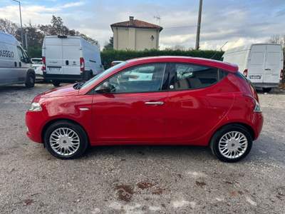 Lancia Ypsilon OK neo pat. 1.2 69 CV GPL Ecochic Silver Rosso usata VENEZIA