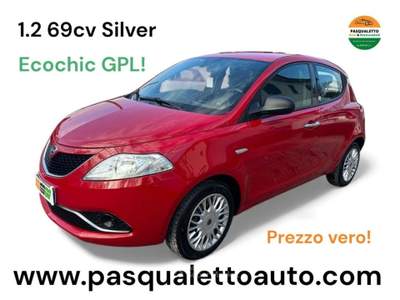 Lancia Ypsilon OK neo pat. 1.2 69 CV GPL Ecochic Silver Rosso usata VENEZIA