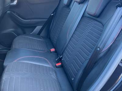 Ford Puma 1.0 125cv Hybrid ST-Line Nero usata LIVORNO