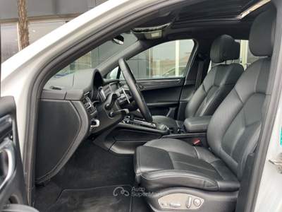 Porsche Macan 2.0 PDK 265CV Bianco usata Noventa Vicentina