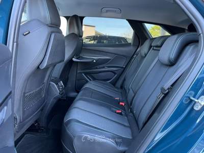 Peugeot 3008 HYBRID 225CV e-EAT8 ALLURE PLUG-IN Blu/Azzurro usata Noventa Vicentina