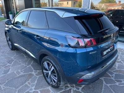 Peugeot 3008 HYBRID 225CV e-EAT8 ALLURE PLUG-IN Blu/Azzurro usata Noventa Vicentina