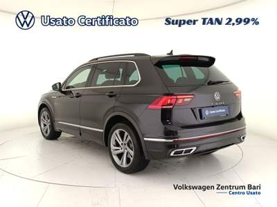 Volkswagen Tiguan 2.0 tdi r-line 4motion 150cv dsg Nero usata Bari