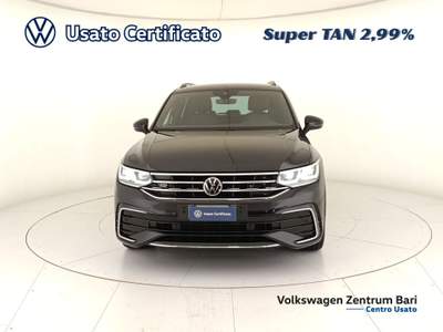 Volkswagen Tiguan 2.0 tdi r-line 4motion 150cv dsg Nero usata Bari