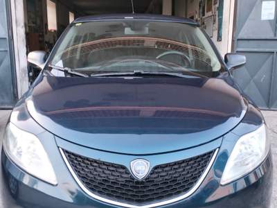 Lancia Ypsilon Ben tenuta, completamente tagliandata, tenuta sempre in garage usata Vairano Patenora