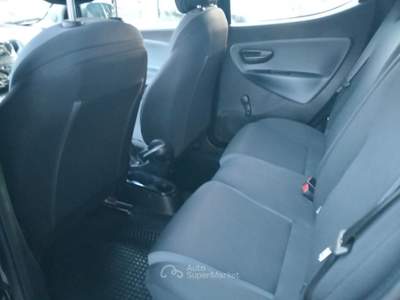 Lancia Ypsilon Ben tenuta, completamente tagliandata, tenuta sempre in garage usata Vairano Patenora