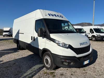Iveco Daily 35S14V 2.3 HPT GRAN VOLUME Bianco usata Gemona del Friuli