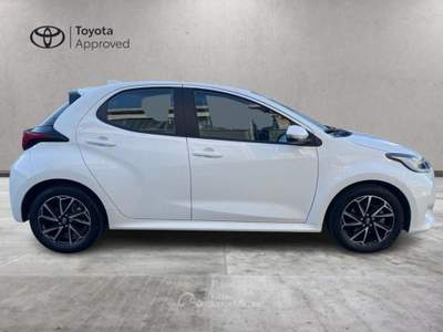 Toyota Yaris 1.5 Hybrid 5 porte Trend Bianco usata Caresanablot