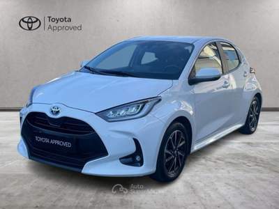 Toyota Yaris 1.5 Hybrid 5 porte Trend Bianco usata Caresanablot