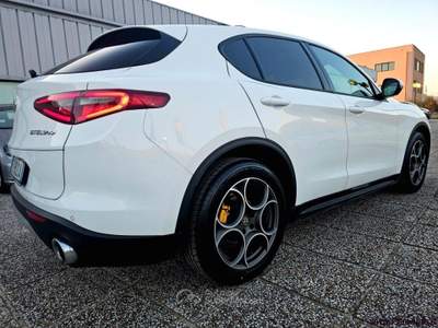 Alfa Romeo Stelvio 2.2 Turbodiesel 160 CV AT8 RWD Sport-Tech Bianco usata Trevi