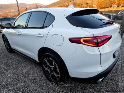 Alfa Romeo Stelvio 2.2 Turbodiesel 160 CV AT8 RWD Sport-Tech Bianco usata Trevi