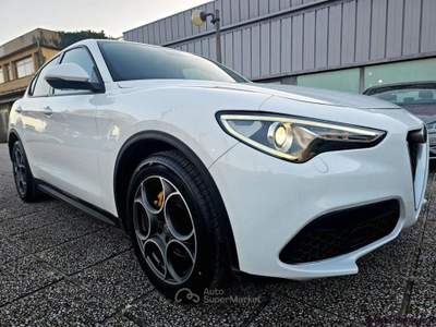 Alfa Romeo Stelvio 2.2 Turbodiesel 160 CV AT8 RWD Sport-Tech Bianco usata Trevi
