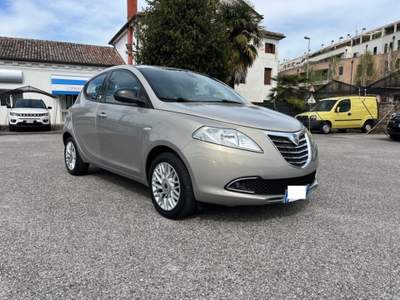 Lancia Ypsilon 1.2 69 CV 5 porte GPL Ecochic Gold Grigio usata Portogruaro