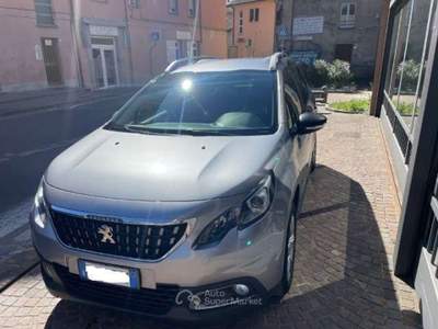 Peugeot 2008 1.6 Bluehdi Black Matt 100cv Grigio usata Como