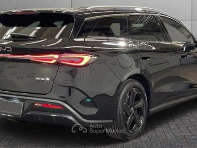 BYD Seal 6 DM-i 1.5 184 CV PHEV Touring Boost Nero usata Castenaso