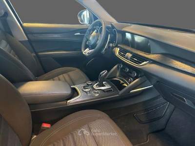 Alfa Romeo Stelvio 2.2 Turbodiesel 160 CV AT8 RWD Super Grigio usata Cagliari