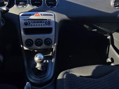 Peugeot 308 Tenuta Molto bene usata Rimini