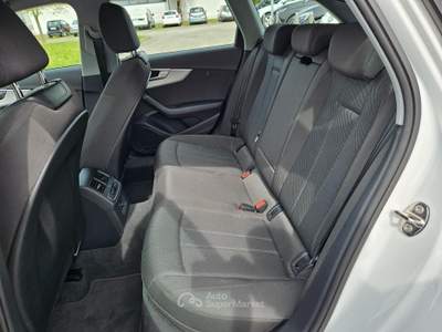 Audi A4 35 2.0 tdi mhev Business Advanced 163cv s-tronic Bianco usata San Stino di Livenza