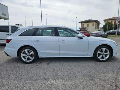 Audi A4 35 2.0 tdi mhev Business Advanced 163cv s-tronic Bianco usata San Stino di Livenza