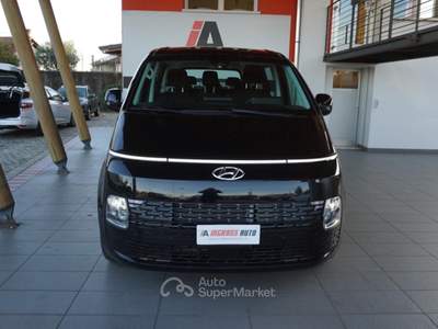 Hyundai Staria 2.2 MT 2WD 9 posti Wagon Nero usata Pordenone