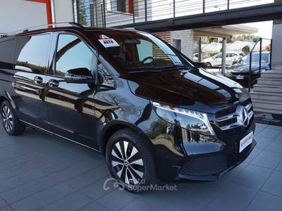 Mercedes-Benz Classe V d Automatic 4Matic Premium long Nero usata Pordenone