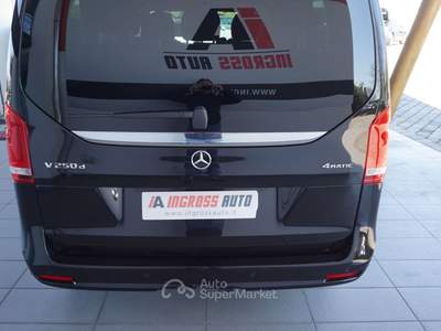 Mercedes-Benz Classe V d Automatic 4Matic Premium long Nero usata Pordenone