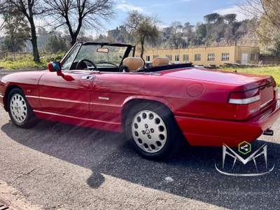 Alfa Romeo Spider 2.0 Duetto, Omologata ASI, Matching Numbers Rosso usata Roma