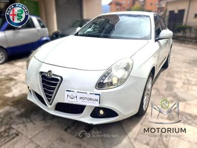 Alfa Romeo Giulietta 2.0 jtdm(2) Distinctive 140cv Bianco usata Rende