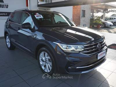 Volkswagen Tiguan 2.0 TDI 150 CV SCR DSG Elegance Grigio usata Pordenone