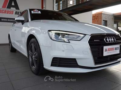 Audi A3 SPB 40 TDI quattro S tronic Business Bianco usata Pordenone