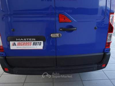 Renault Master T35 2.3 dCi 130 TP PL-SL-TM Furgone Ice Blu/Azzurro usata Pordenone