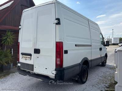 Iveco Daily Daily 35C14V/BarT3.0Hpi TDI PM-TM-RG Fu Bianco usata Prato