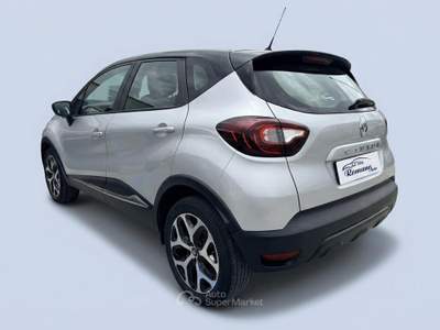 Renault Captur TCe 12V 90 CV S&S Energy Intens Grigio usata Sant'Anastasia