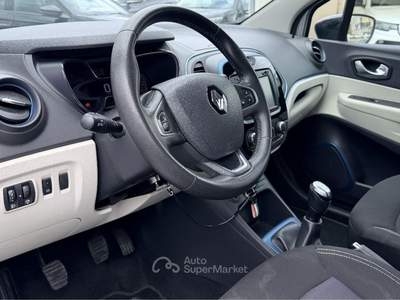 Renault Captur TCe 12V 90 CV S&S Energy Intens Grigio usata Sant'Anastasia
