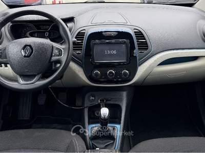 Renault Captur TCe 12V 90 CV S&S Energy Intens Grigio usata Sant'Anastasia