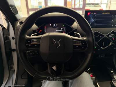 DS Automobiles DS 3 DS 3 Crossback BlueHDi 130 aut. Gr.Chic PACK BICOLORE - PELLE FULL Bianco usata Manduria