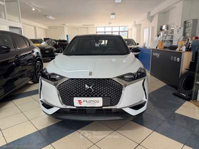 DS Automobiles DS 3 DS 3 Crossback BlueHDi 130 aut. Gr.Chic PACK BICOLORE - PELLE FULL Bianco usata Manduria