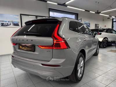 Volvo XC60 B4 automatico Plus Dark Grigio usata Andria