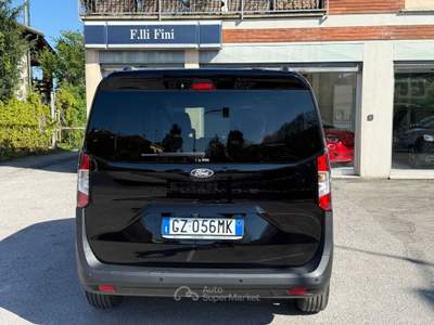 Ford Tourneo Courier 1.0 EcoBoost Titanium Nero usata San Giorgio di Piano