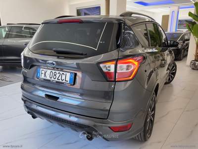 Ford Kuga Kuga 2.0 TDCI 150CV S&S 4WD Pow. ST-Line TETTO APRI. Grigio usata Cerignola