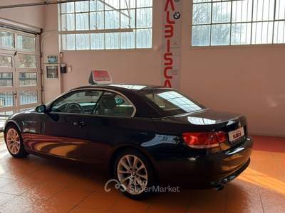 BMW Serie 3 320d 320 320d cat Cabrio Attiva Nero usata Vercelli
