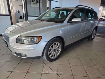 Volvo V50 V50 2.0d Momentum Argento usata Cernusco sul Naviglio