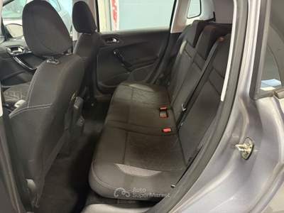 Peugeot 2008 S&S Allure 110CV Ok Neopatentati Grigio usata Prato