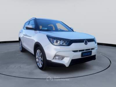 SsangYong Tivoli 1.6 Be Visual AEBS - OK NEOPATENTATI - MANUALE Bianco usata Meda