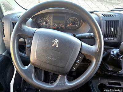Peugeot Boxer 330 2.2 BlueHDi 140 S&S L3H2 Furgone Bianco usata Trevi
