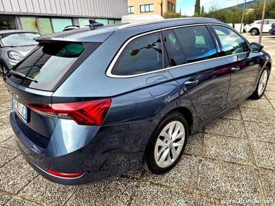 Skoda Octavia 1.5 G-TEC DSG Wagon Style Grigio usata Trevi