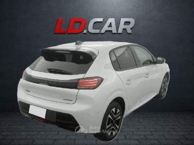 Peugeot 208 Hybrid 145 e-DCS6 Allure Bianco usata TORINO