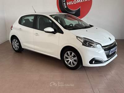 Peugeot 208 PureTech Navi  Unicoproprietario,Iva esposta. Bianco usata Crocetta del Montello
